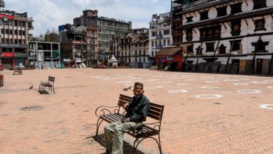 Quảng trường Durbar vắng tanh trong đại dịch ở Nepal. Ảnh: AFP