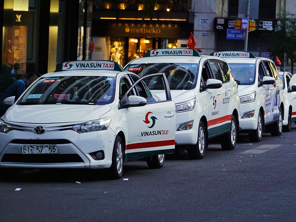 Vinasun là hãng taxi có đầu xe lớn tại Bình Dương