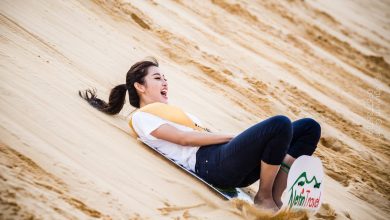 Hoa hậu trượt cát tại đồi cát Quang Phú