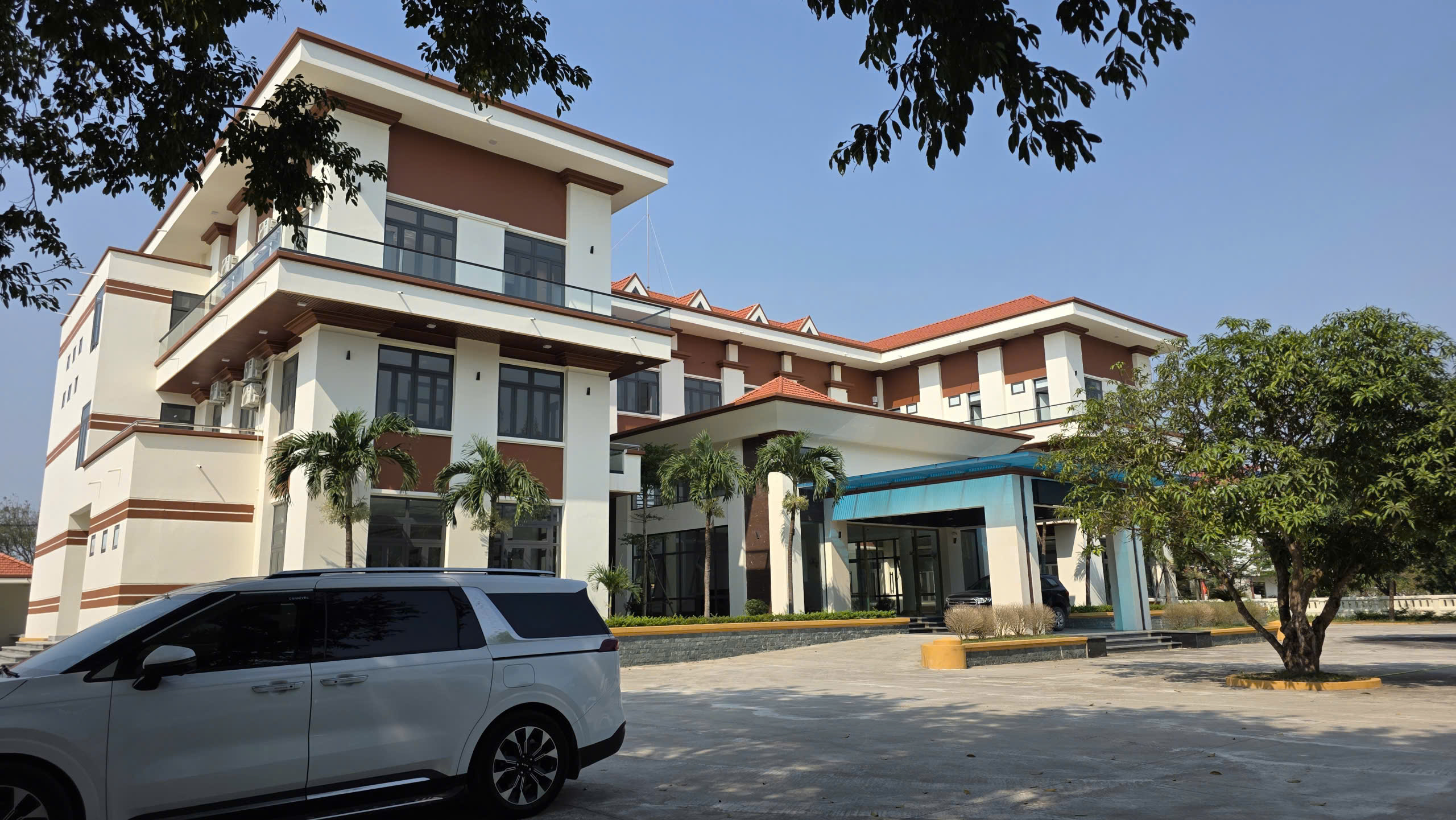 Nhà khách 359 mới, không gian rộng